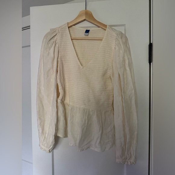 Elegant Cream V-Neck Women's Top - Picture 2 of 2